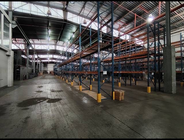 5,057M² WAREHOUSE FOR SALE IN CITY DEEP